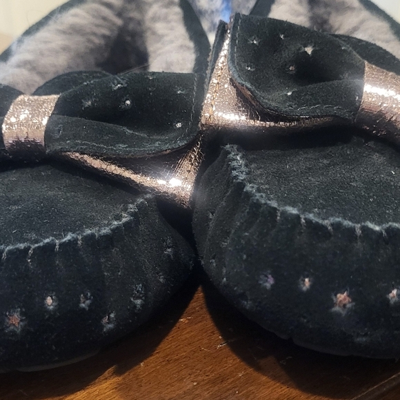 Ugg Dakota Stargirl Slipper Bow Black Suede Slip On Comfort Cozy Sherpa Size 6 - Picture 7 of 7